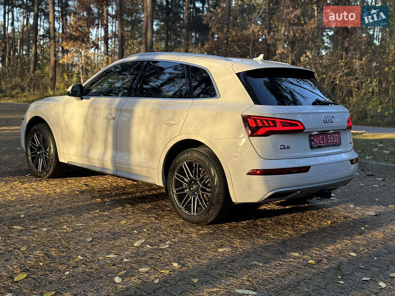 Позашляховик / Кросовер Audi Q5 2020 в Львові фото 4 Позашляховик / Кросовер Audi Q5 2020 в Львові