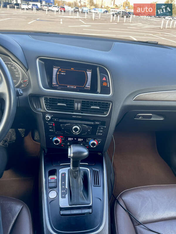 Позашляховик / Кросовер Audi Q5 2015 в Кривому Розі