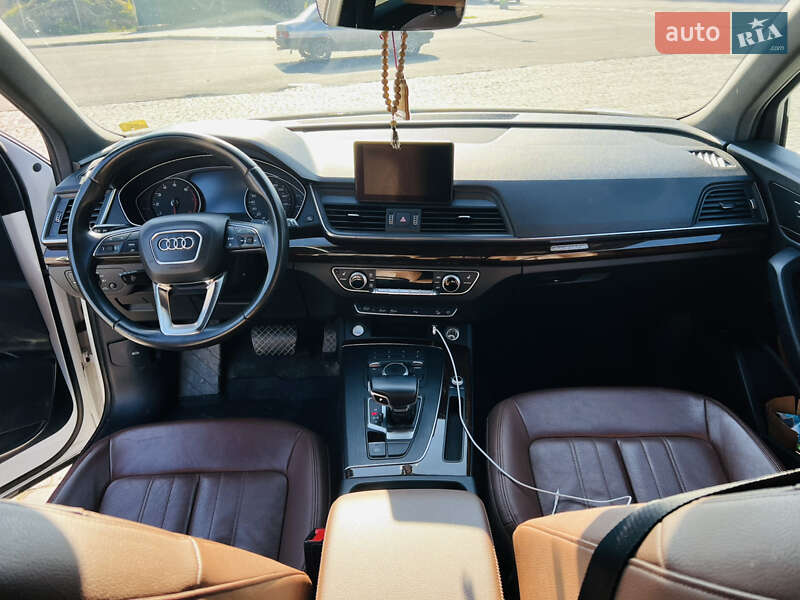Позашляховик / Кросовер Audi Q5 2020 в Кам'янець-Подільському фото 14 Позашляховик / Кросовер Audi Q5 2020 в Кам'янець-Подільському