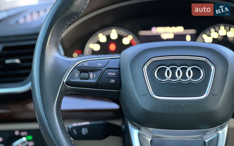 Позашляховик / Кросовер Audi Q5 2017 в Львові фото 12 Позашляховик / Кросовер Audi Q5 2017 в Львові