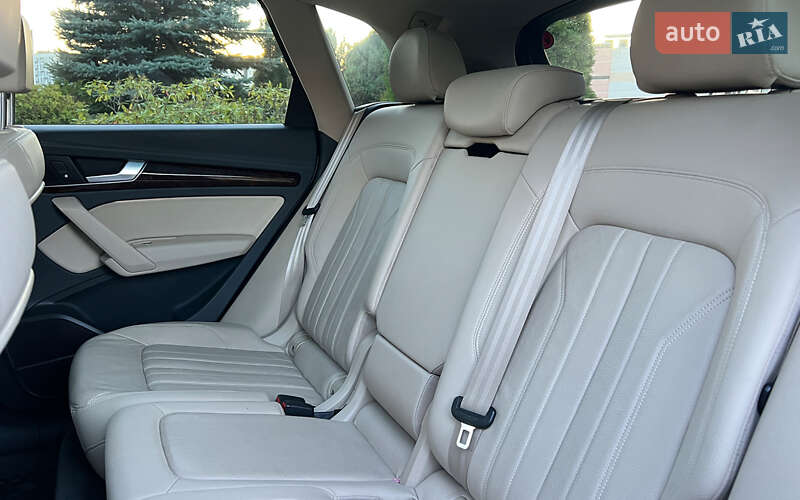 Позашляховик / Кросовер Audi Q5 2017 в Львові фото 28 Позашляховик / Кросовер Audi Q5 2017 в Львові