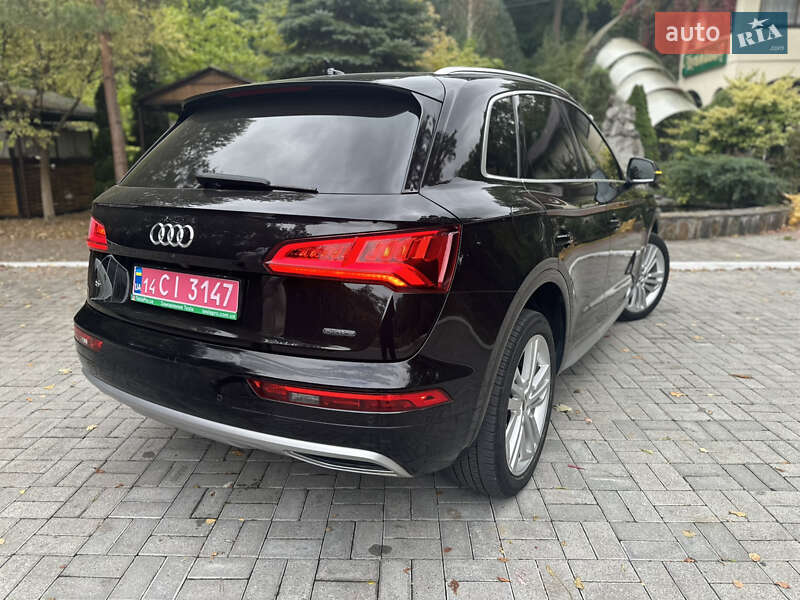 Позашляховик / Кросовер Audi Q5 2019 в Києві фото 22 Позашляховик / Кросовер Audi Q5 2019 в Києві