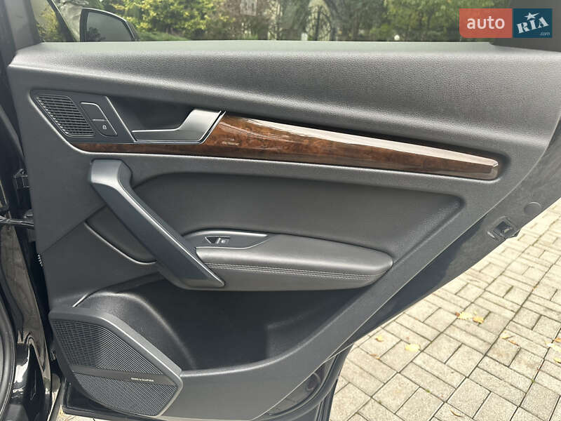 Позашляховик / Кросовер Audi Q5 2019 в Києві фото 54 Позашляховик / Кросовер Audi Q5 2019 в Києві