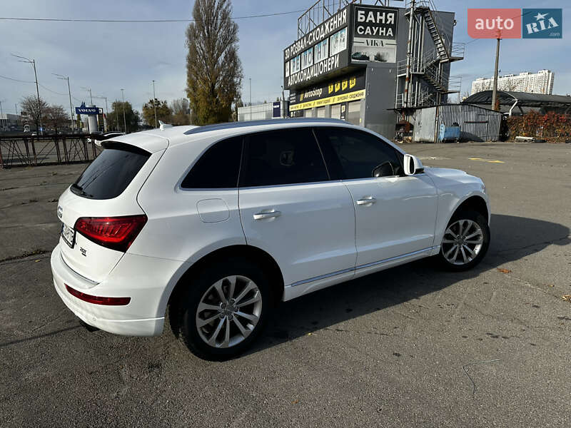 Позашляховик / Кросовер Audi Q5 2014 в Києві