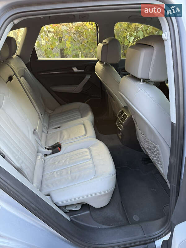 Позашляховик / Кросовер Audi Q5 2018 в Львові фото 17 Позашляховик / Кросовер Audi Q5 2018 в Львові