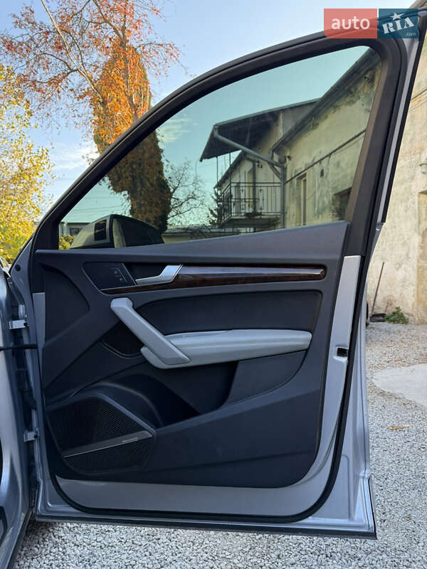 Позашляховик / Кросовер Audi Q5 2018 в Львові фото 20 Позашляховик / Кросовер Audi Q5 2018 в Львові