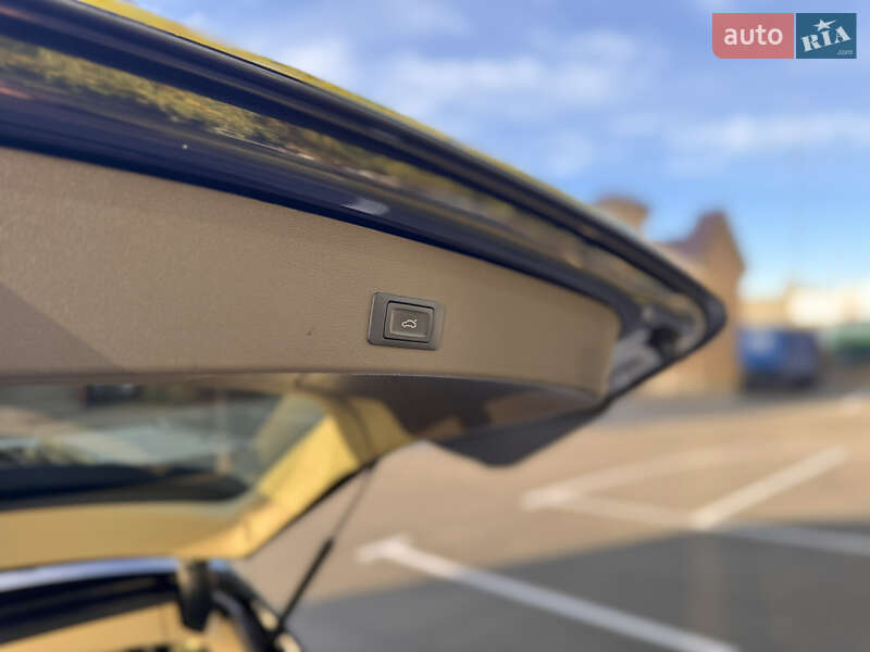 Внедорожник / Кроссовер Audi Q5 2016 в Киеве