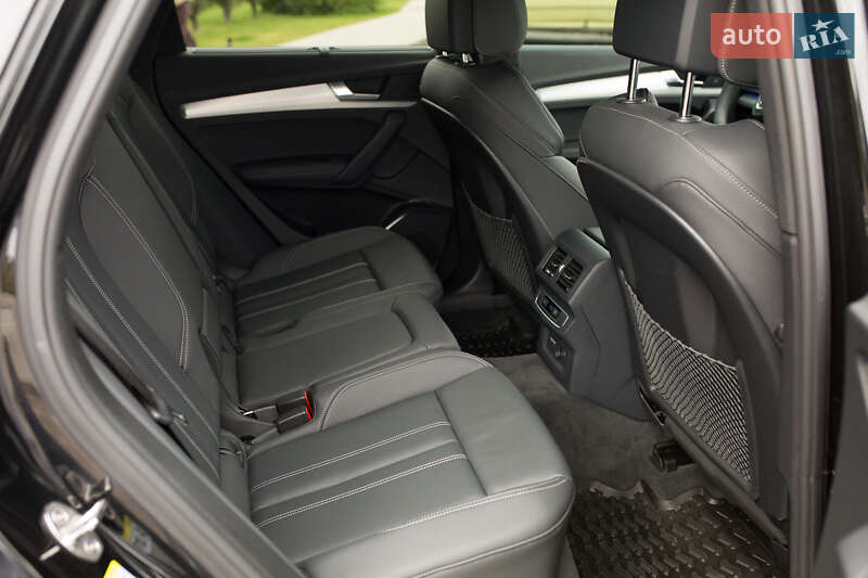 Позашляховик / Кросовер Audi Q5 2024 в Шептицькому