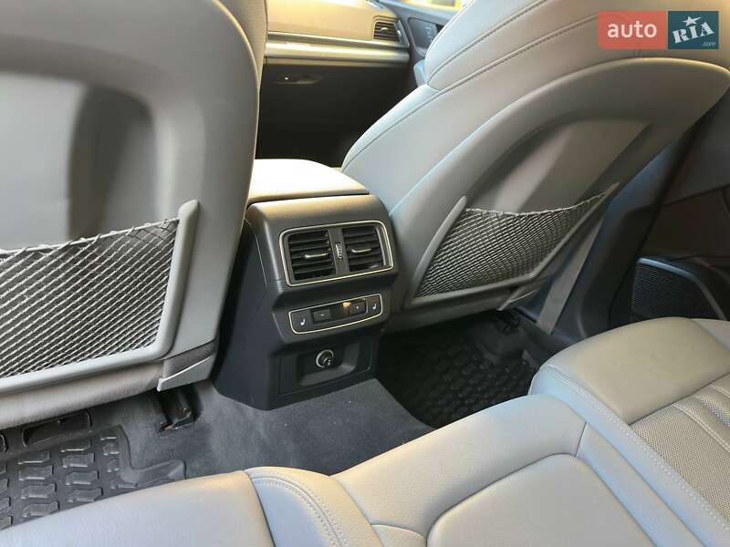 Позашляховик / Кросовер Audi Q5 2017 в Львові фото 25 Позашляховик / Кросовер Audi Q5 2017 в Львові