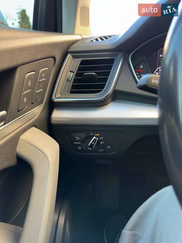 Позашляховик / Кросовер Audi Q5 2017 в Львові фото 44 Позашляховик / Кросовер Audi Q5 2017 в Львові