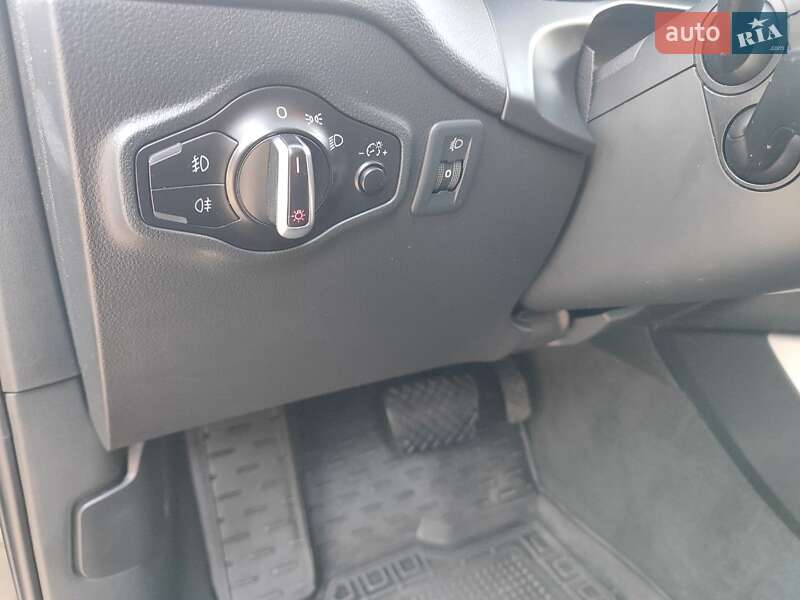 Внедорожник / Кроссовер Audi Q5 2016 в Ковеле фото 26 Внедорожник / Кроссовер Audi Q5 2016 в Ковеле