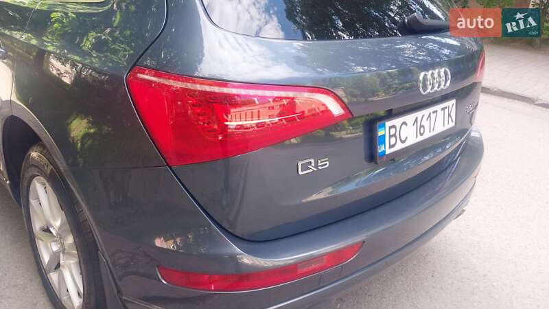 Внедорожник / Кроссовер Audi Q5 2010 в Львове