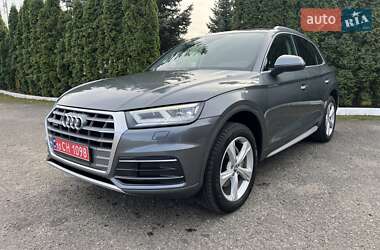 Позашляховик / Кросовер Audi Q5 2020 в Києві