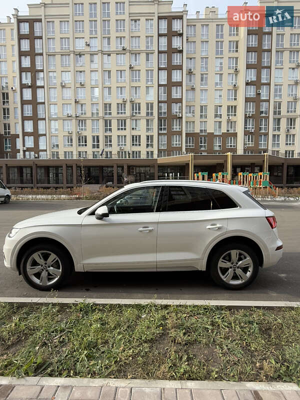 Внедорожник / Кроссовер Audi Q5 2017 в Киеве фото 5 Внедорожник / Кроссовер Audi Q5 2017 в Киеве