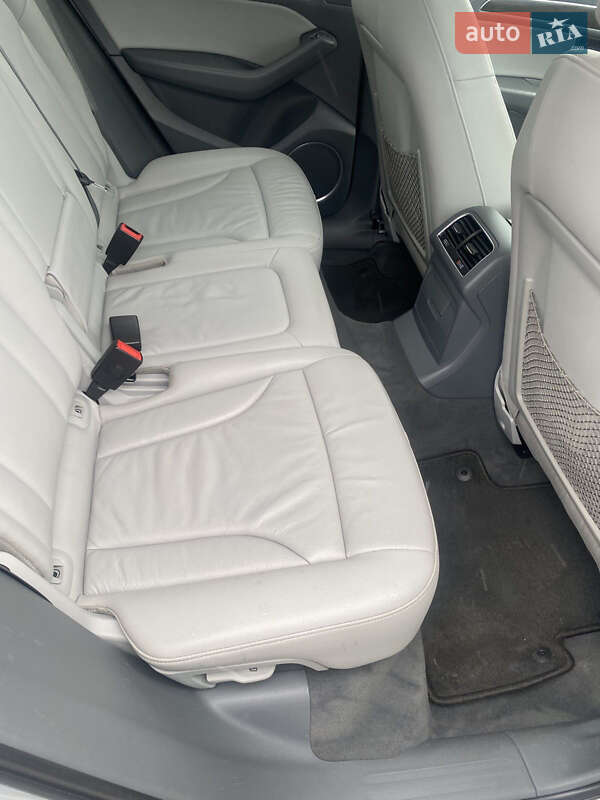Внедорожник / Кроссовер Audi Q5 2015 в Нововолынске фото 12 Внедорожник / Кроссовер Audi Q5 2015 в Нововолынске