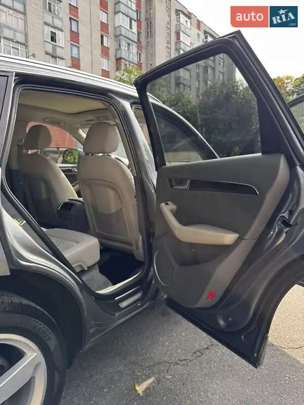 Внедорожник / Кроссовер Audi Q5 2012 в Киеве