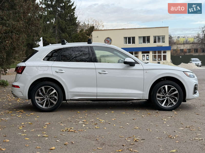 Позашляховик / Кросовер Audi Q5 2023 в Києві
