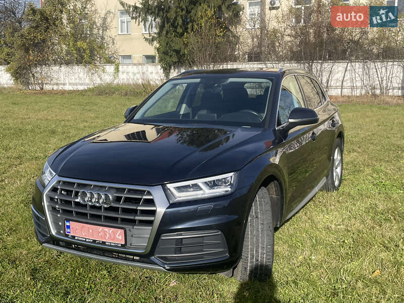 Внедорожник / Кроссовер Audi Q5 2019 в Львове фото 2 Внедорожник / Кроссовер Audi Q5 2019 в Львове