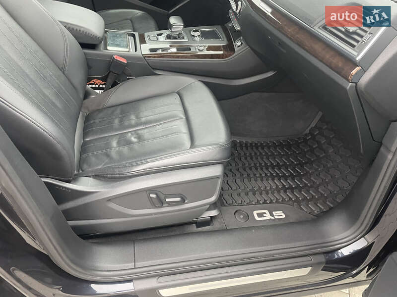 Внедорожник / Кроссовер Audi Q5 2019 в Львове фото 18 Внедорожник / Кроссовер Audi Q5 2019 в Львове