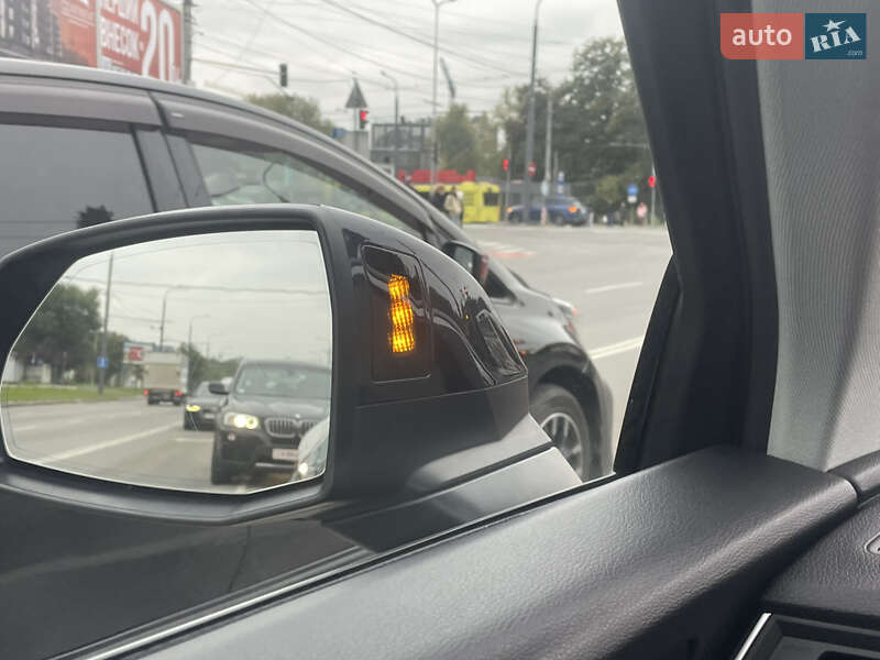 Внедорожник / Кроссовер Audi Q5 2019 в Львове фото 46 Внедорожник / Кроссовер Audi Q5 2019 в Львове