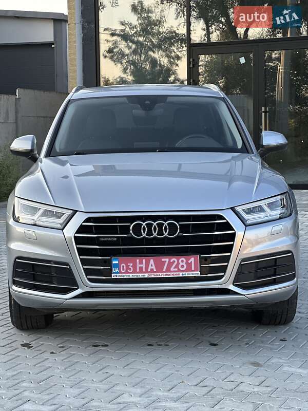 Внедорожник / Кроссовер Audi Q5 2019 в Киеве