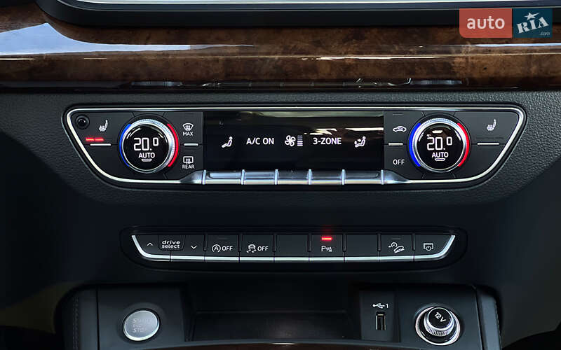 Позашляховик / Кросовер Audi Q5 2019 в Львові