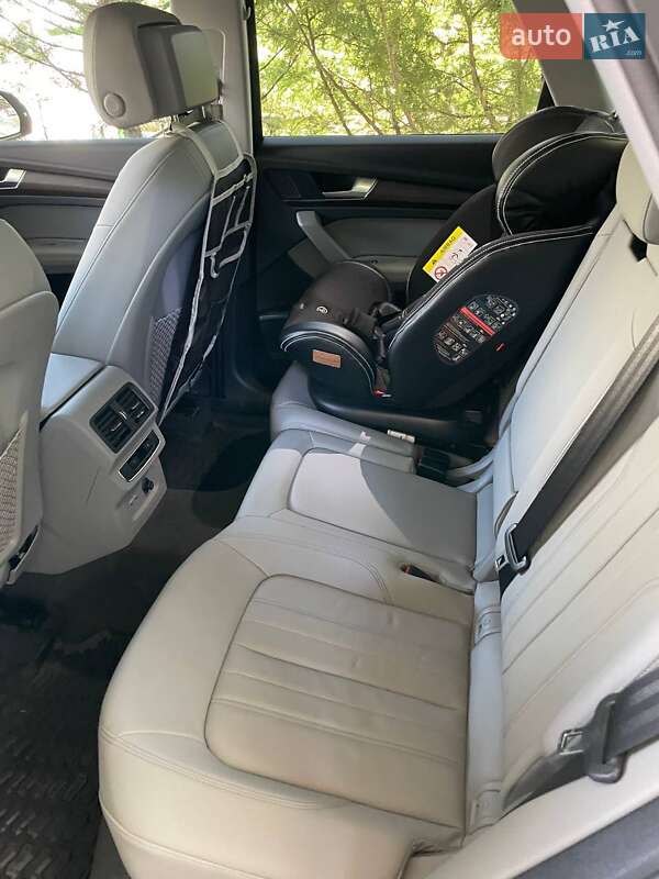 Внедорожник / Кроссовер Audi Q5 2023 в Харькове