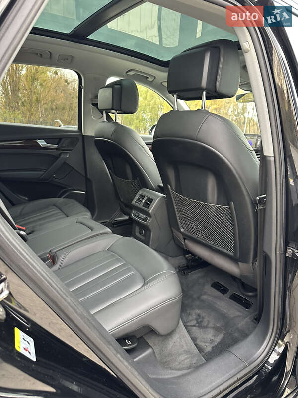 Позашляховик / Кросовер Audi Q5 2019 в Києві фото 11 Позашляховик / Кросовер Audi Q5 2019 в Києві