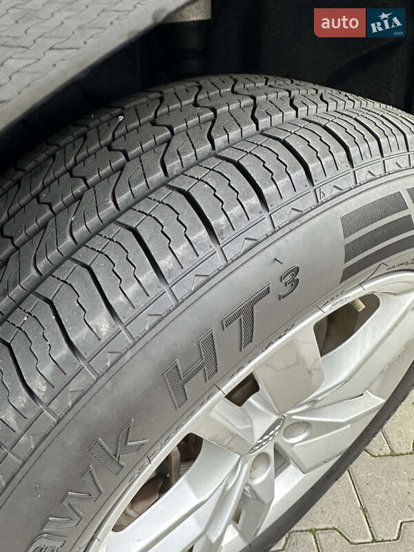 Позашляховик / Кросовер Audi Q5 2019 в Києві фото 24 Позашляховик / Кросовер Audi Q5 2019 в Києві