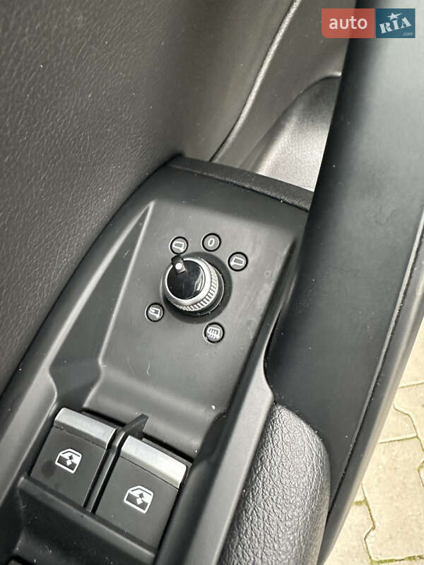 Позашляховик / Кросовер Audi Q5 2019 в Києві фото 29 Позашляховик / Кросовер Audi Q5 2019 в Києві