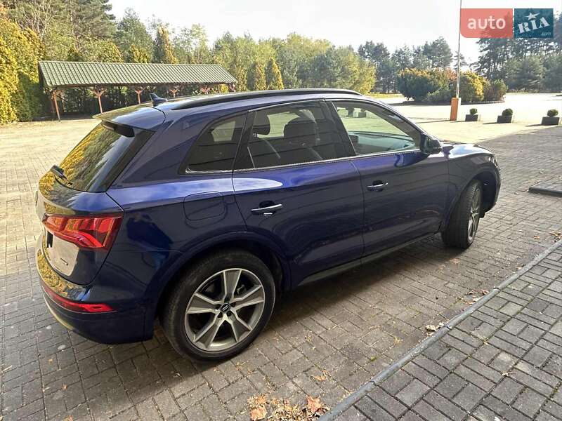 Внедорожник / Кроссовер Audi Q5 2018 в Львове фото 3 Внедорожник / Кроссовер Audi Q5 2018 в Львове