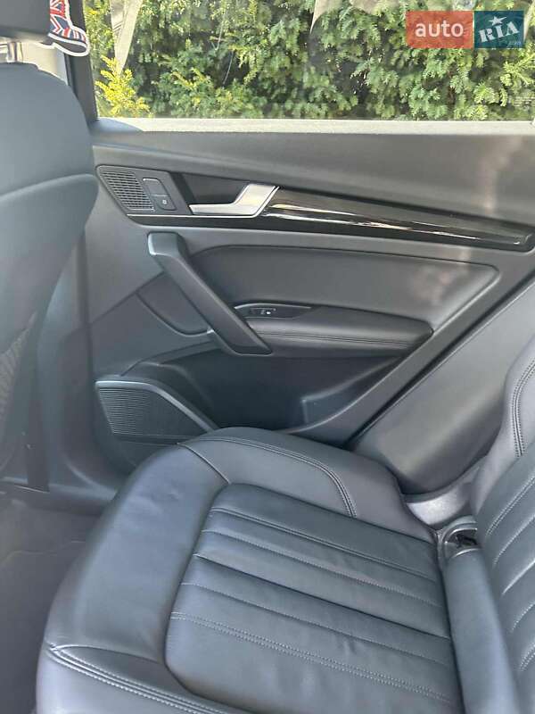 Внедорожник / Кроссовер Audi Q5 2018 в Львове фото 11 Внедорожник / Кроссовер Audi Q5 2018 в Львове
