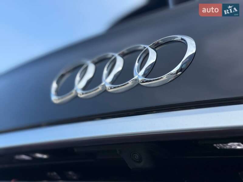 Внедорожник / Кроссовер Audi Q5 2023 в Ровно