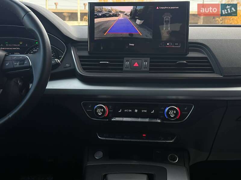 Внедорожник / Кроссовер Audi Q5 2023 в Ровно