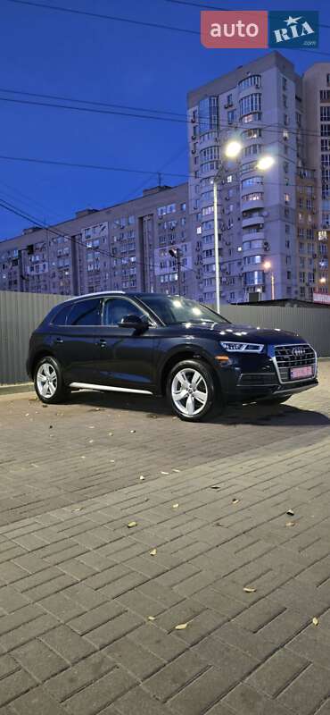 Позашляховик / Кросовер Audi Q5 2018 в Дніпрі фото 40 Позашляховик / Кросовер Audi Q5 2018 в Дніпрі