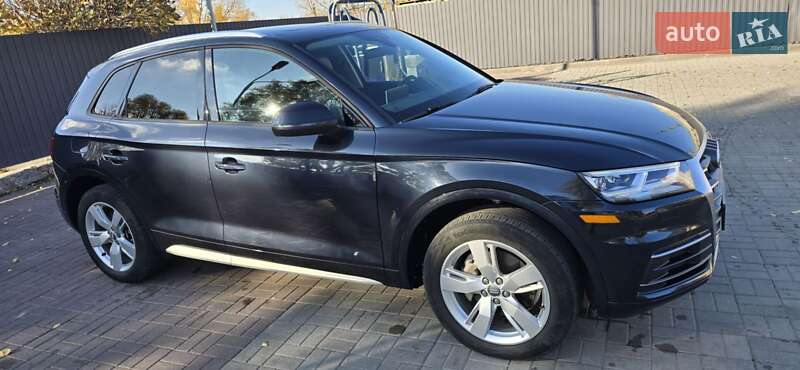 Позашляховик / Кросовер Audi Q5 2018 в Дніпрі фото 63 Позашляховик / Кросовер Audi Q5 2018 в Дніпрі