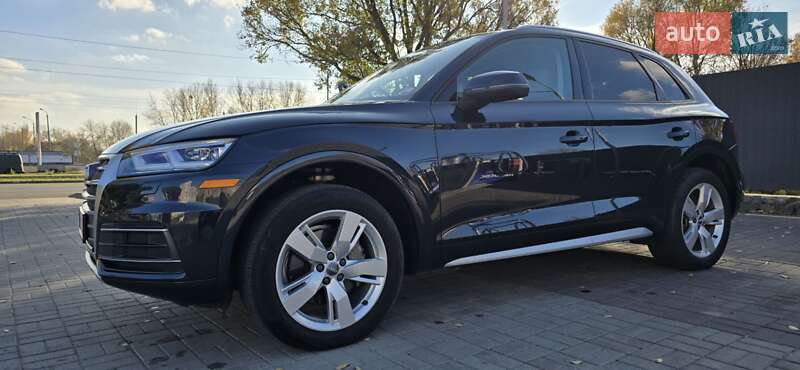 Позашляховик / Кросовер Audi Q5 2018 в Дніпрі фото 73 Позашляховик / Кросовер Audi Q5 2018 в Дніпрі