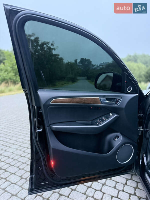 Внедорожник / Кроссовер Audi Q5 2016 в Львове