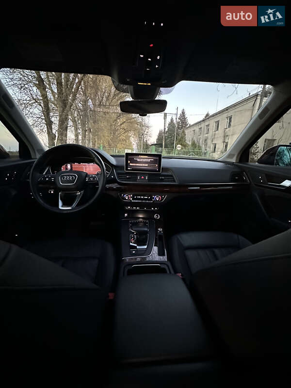 Внедорожник / Кроссовер Audi Q5 2017 в Тернополе фото 44 Внедорожник / Кроссовер Audi Q5 2017 в Тернополе