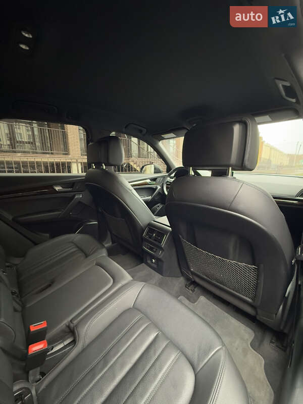 Позашляховик / Кросовер Audi Q5 2019 в Сумах фото 40 Позашляховик / Кросовер Audi Q5 2019 в Сумах