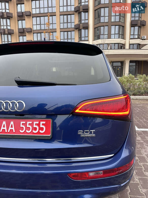 Позашляховик / Кросовер Audi Q5 2015 в Києві