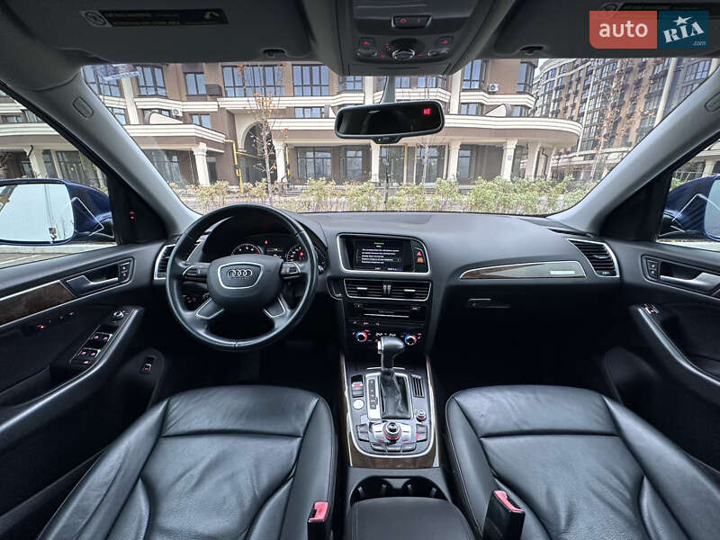 Позашляховик / Кросовер Audi Q5 2015 в Києві
