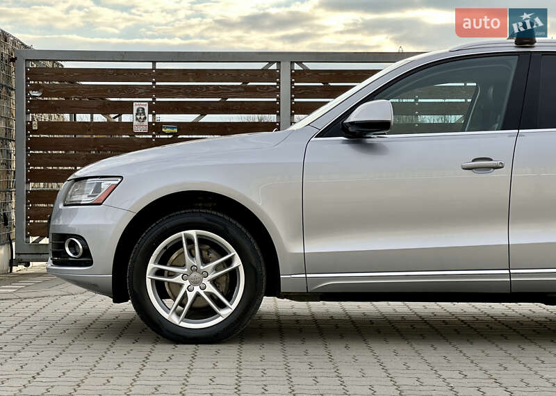 Позашляховик / Кросовер Audi Q5 2015 в Стрию