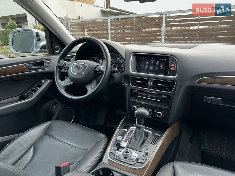 Позашляховик / Кросовер Audi Q5 2015 в Стрию