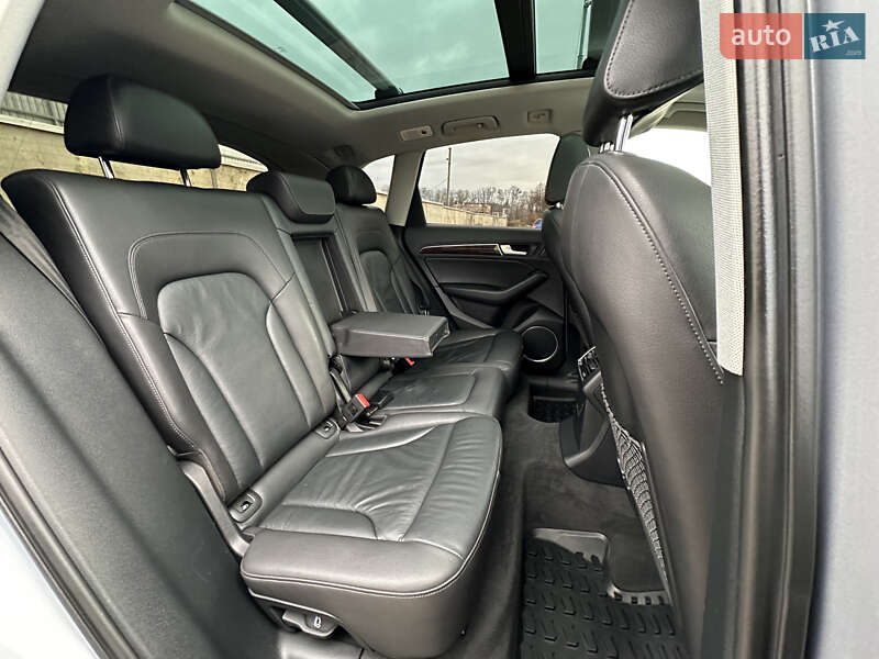 Позашляховик / Кросовер Audi Q5 2015 в Стрию