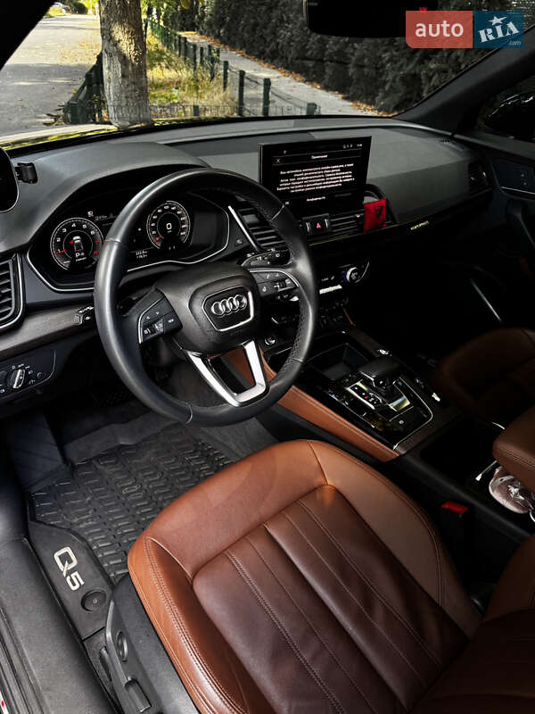 Позашляховик / Кросовер Audi Q5 2021 в Одесі фото 17 Позашляховик / Кросовер Audi Q5 2021 в Одесі