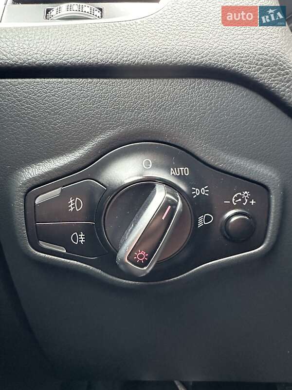 Позашляховик / Кросовер Audi Q5 2015 в Білогородці фото 41 Позашляховик / Кросовер Audi Q5 2015 в Білогородці