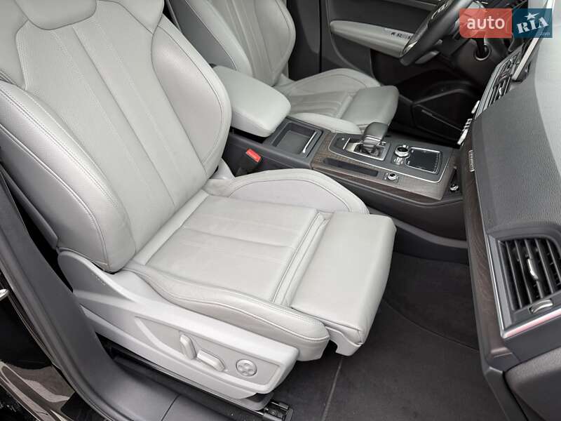 Внедорожник / Кроссовер Audi Q5 2018 в Киеве