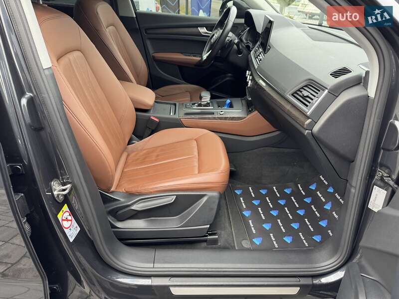 Внедорожник / Кроссовер Audi Q5 2021 в Ровно