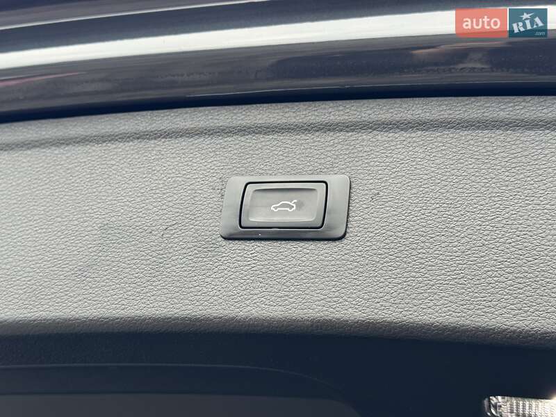 Внедорожник / Кроссовер Audi Q5 2021 в Ровно